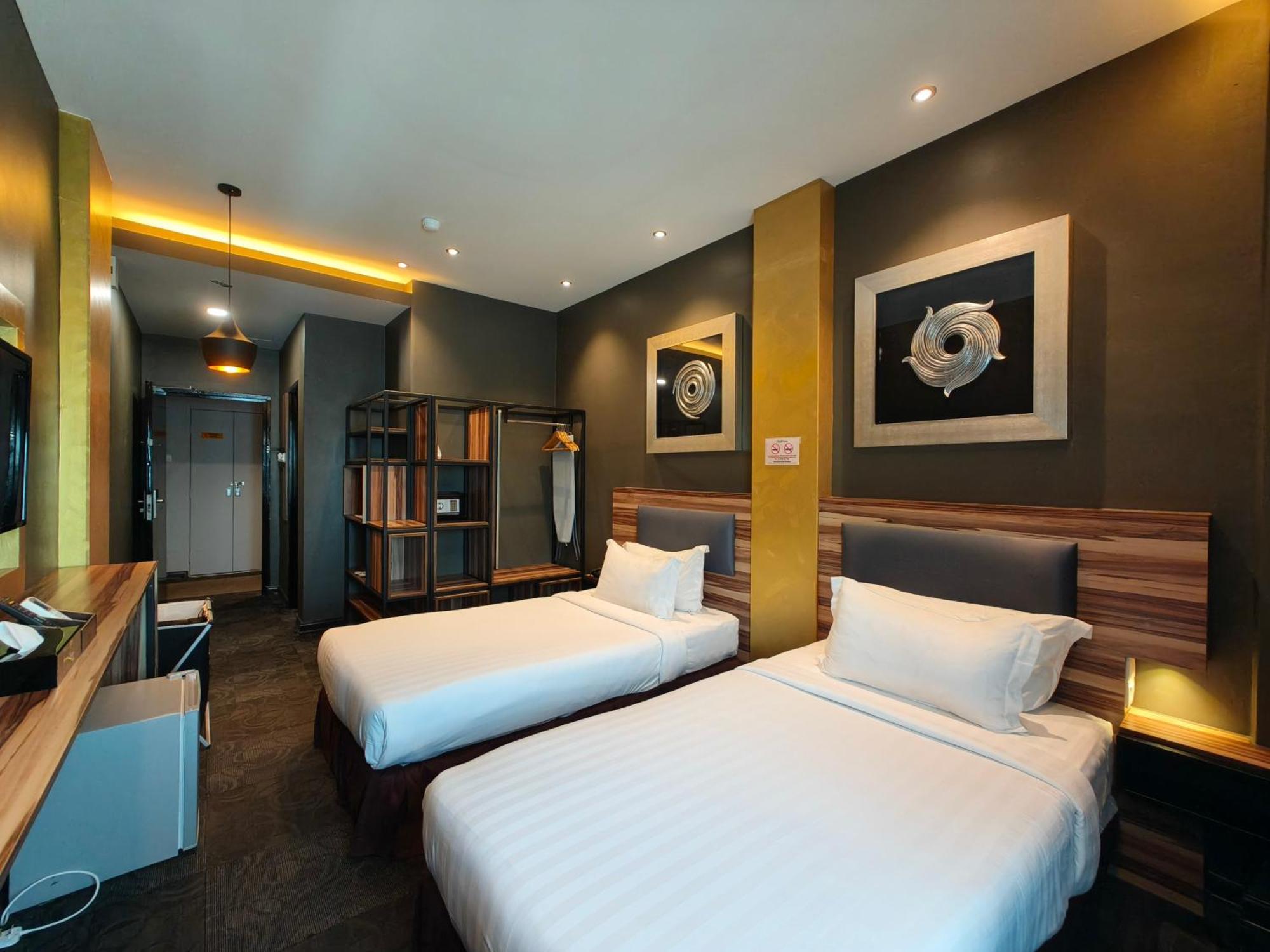 Asiatic Hotel Malacca Bagian luar foto
