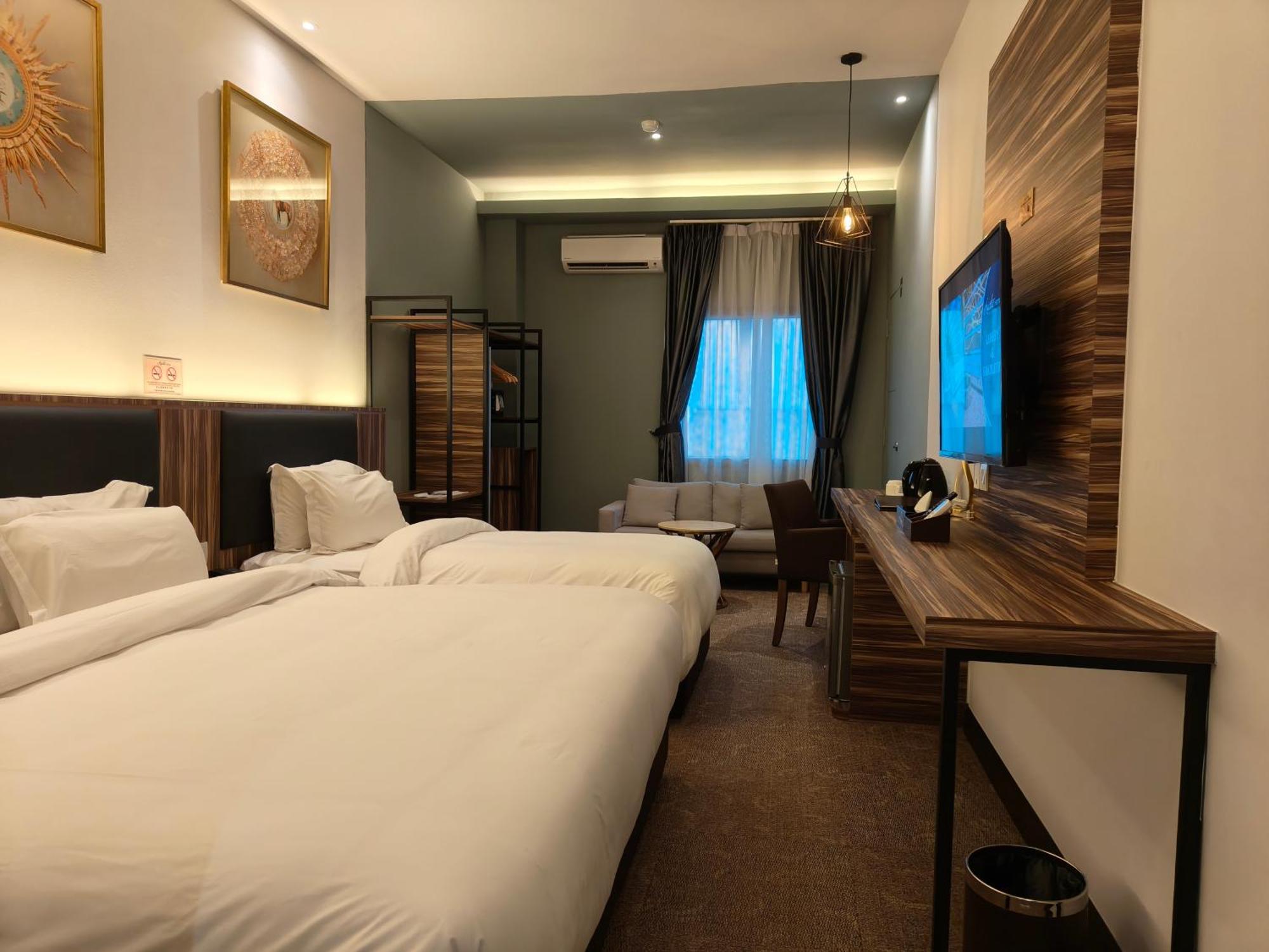 Asiatic Hotel Malacca Bagian luar foto